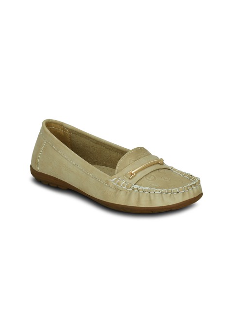 

Get Glamr Women Beige Loafers