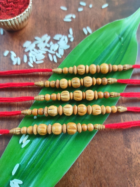

CRAYTON Set of 5 Multicoloured Rakhi, Red