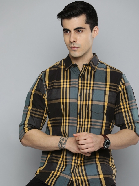 

HERE&NOW Men Mustard Slim Fit Tartan Checks Pure Cotton Casual Shirt