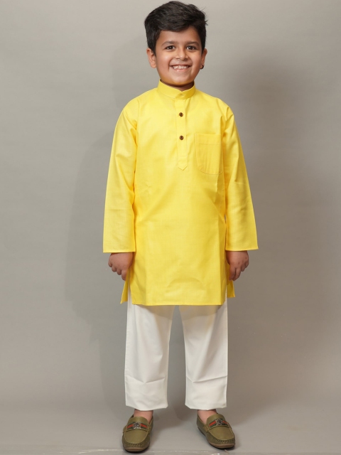 

Mumkins Boys Yellow Solid Kurta with Salwar