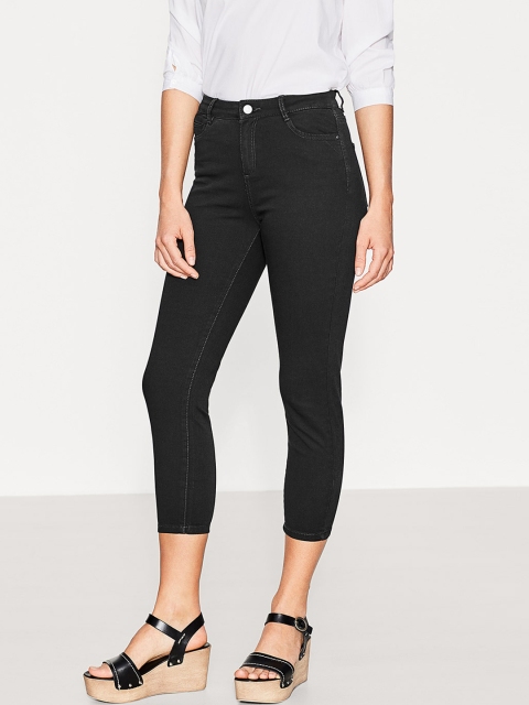 

ESPRIT Women Black Cropped Stretchable Jeans