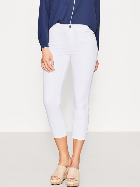

ESPRIT Women White Solid Regular Fit Capris