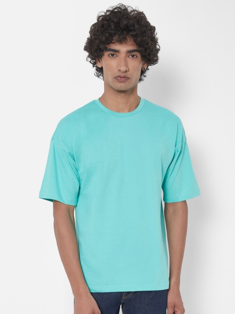 

Melangebox Men Blue Oversized Drop Shoulder Sleeves T-shirt