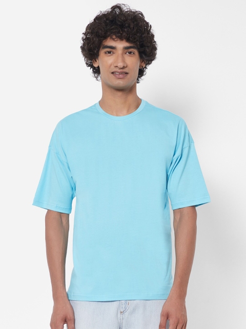 

Melangebox Men Blue Oversized Dropshoulder sleeves T-shirt