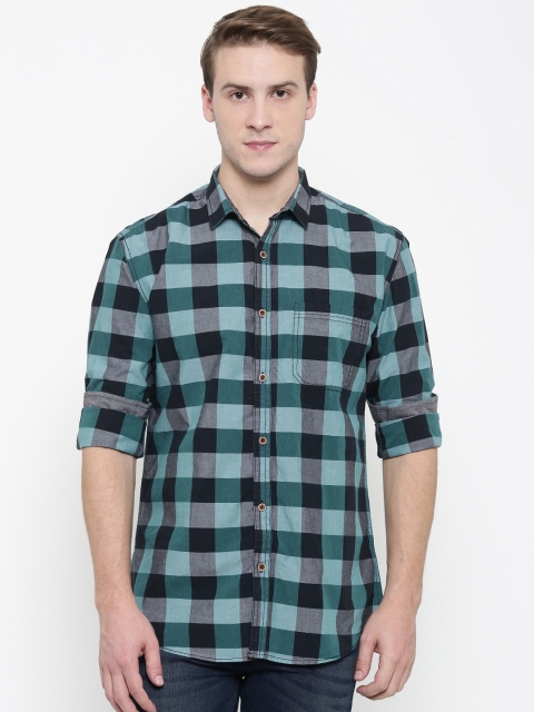 

Nature Casuals Men Green & Black Slim Fit Checked Casual Shirt