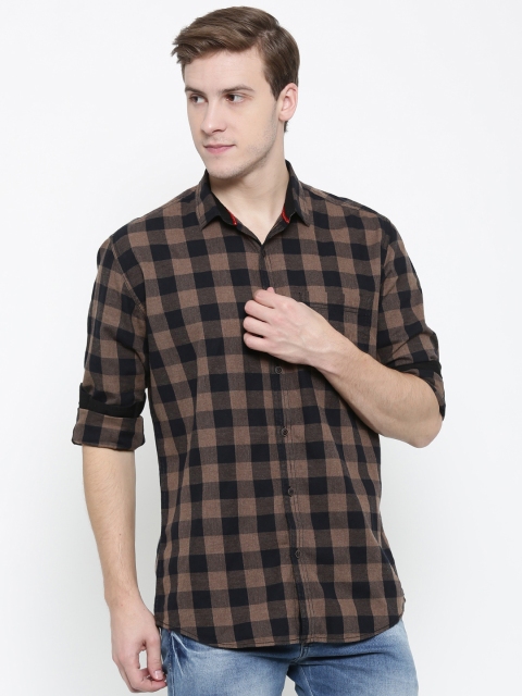 

Nature Casuals Men Brown & Black Slim Fit Checked Casual Shirt