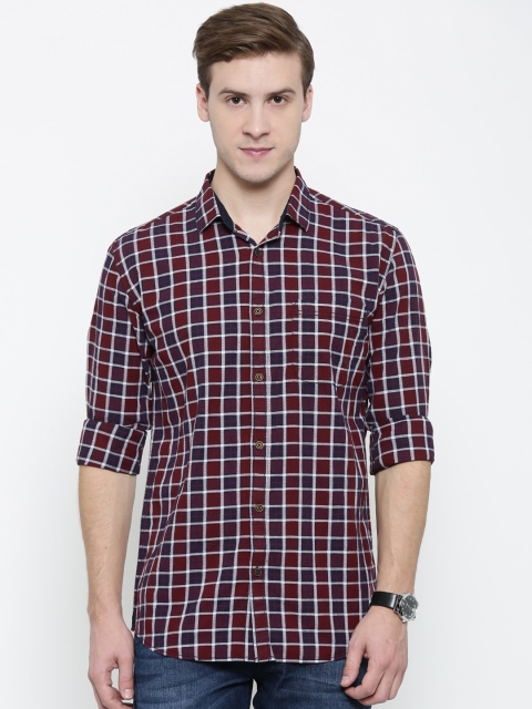 

Nature Casuals Men Maroon & Navy Blue Slim Fit Checked Casual Shirt
