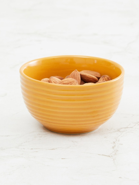 

Home Centre Yellow & 1 Pieces Stoneware Glossy Bowls