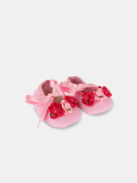 

Hopscotch Infant Girls Pink Floral Applique Booties