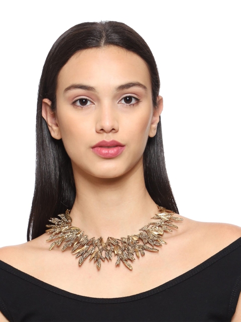 

FemNmas Gold-Toned Leaves Statement Necklace