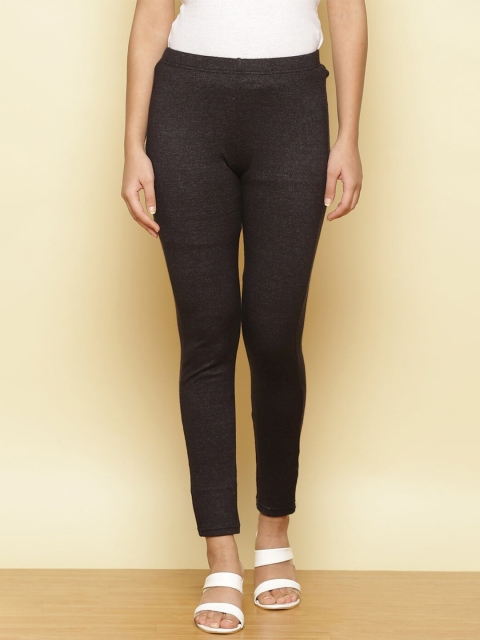 

Lakshita Women Black Solid Cotton Skinny Fit Jeggings
