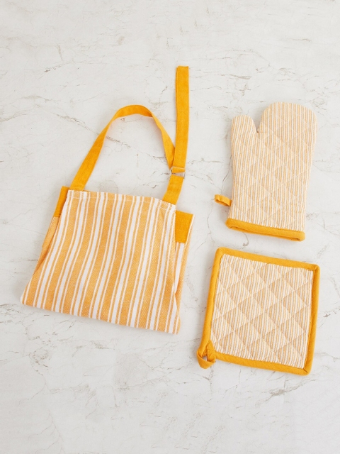 

Home Centre Yellow & White Printed Cotton Kitchen Linen Set