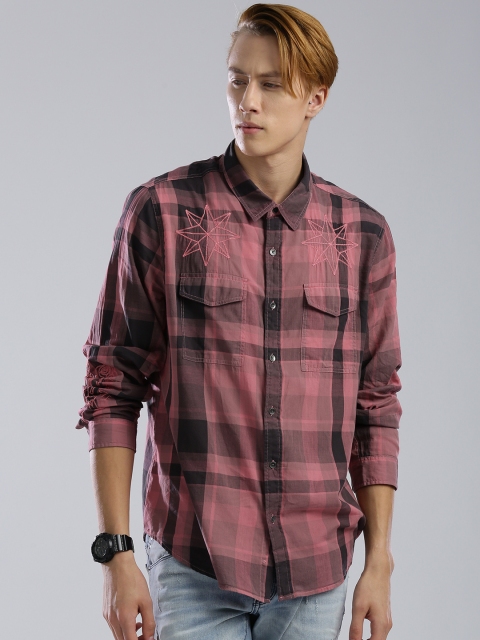 

GUESS Men Pink & Black Checked Casual Shirt