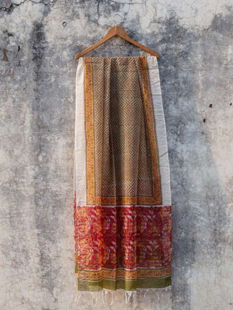 

SHRINKHLA Gold-Toned & Red Printed Cotton Silk Dupatta
