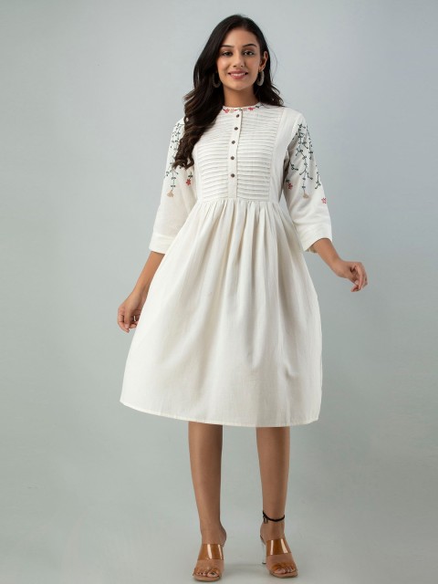 

Sutidora Women White Solid Casual Fit & Flare Dress
