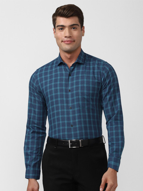 

Peter England Men Blue Checked Formal Shirt