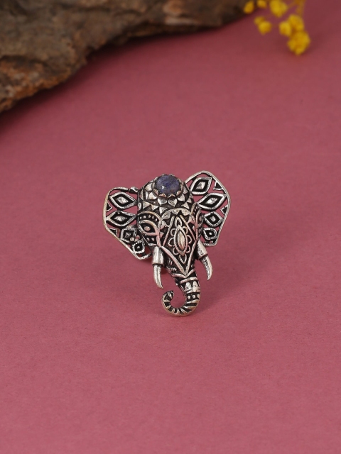 

kashwini Silver-Plated Blue Stone-Studded Finger Ring