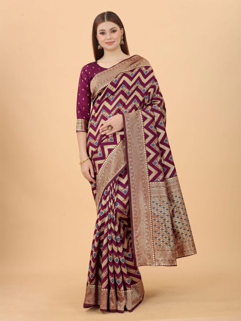 

WELL WORN Maroon & Gold-Toned Zari Silk Cotton Banarasi Saree