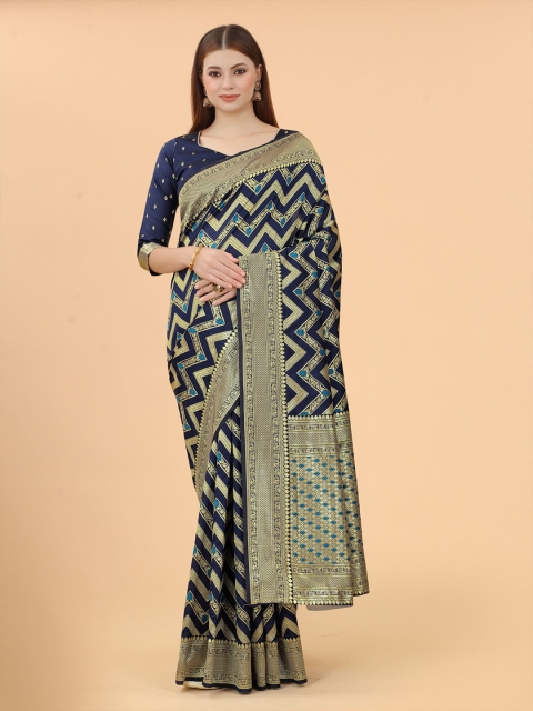 

WELL WORN Women Navy Blue & Gold-Toned Woven Design Zari Silk Cotton Banarasi Saree