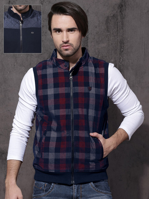 

Roadster Men Navy Blue Checked Reversible Bomber Jacket