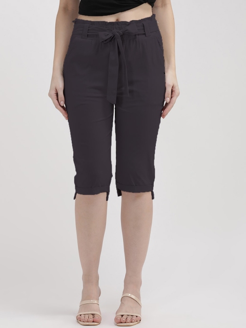 

V2 Value & Variety Women Charcoal Mid-Rise Capris