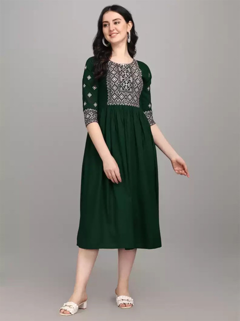 

RUHI FASHION Green Embroidered A-Line Midi Dress