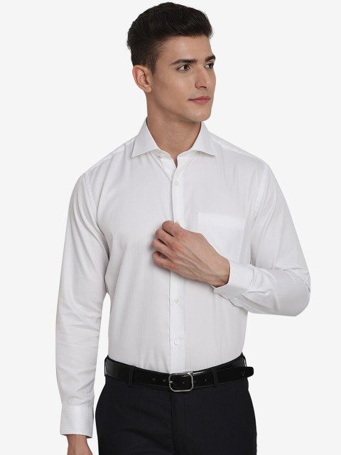 

JADE BLUE Men White Custom Casual Shirt