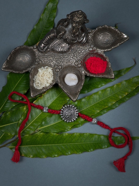 

creyons by mansi Red & Maroon Bhaiya Handmade Rakhi