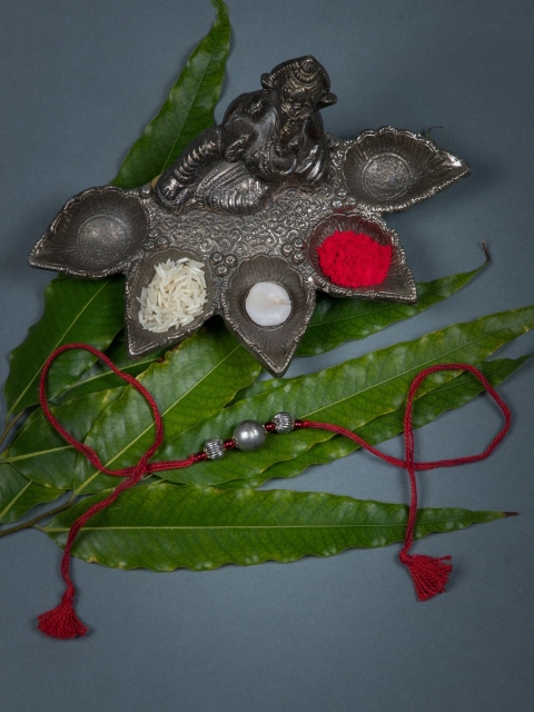 

creyons by mansi Men Red & Silver Toned Beaded Rakhi