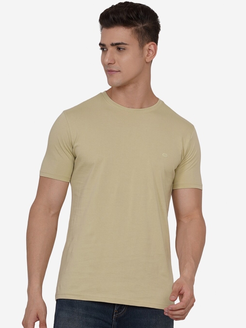 

JADE BLUE Men Green Pure Cotton Raw Edge Slim Fit T-shirt