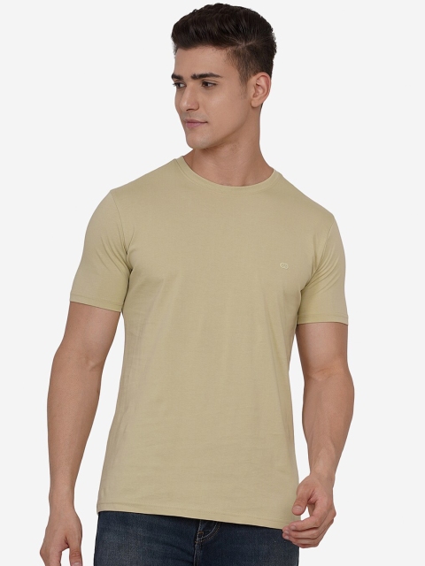 

JADE BLUE Men Green Pure Cotton Raw Edge Slim Fit T-shirt