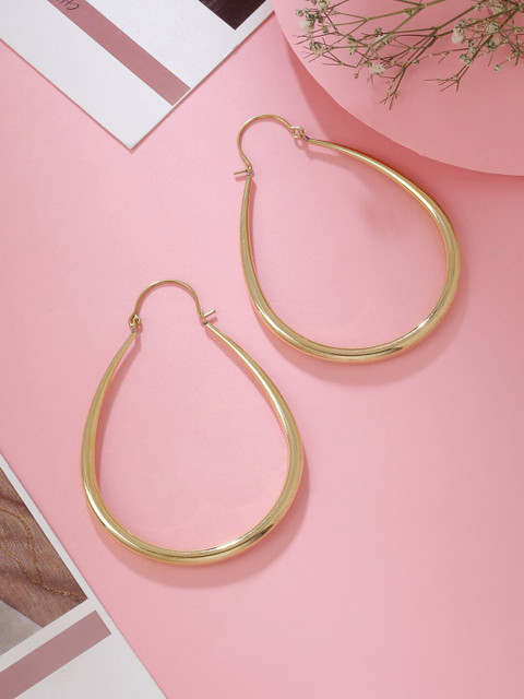 

kashwini Women Gold-Toned Contemporary Hoop Earrings