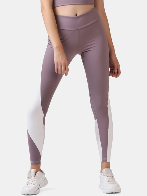 

Aesthetic Bodies Women Mauve & White Colourblocked Lightweight Tights