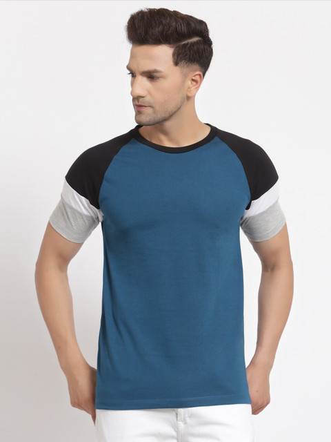 

Kalt Men Teal Colourblocked T-shirt