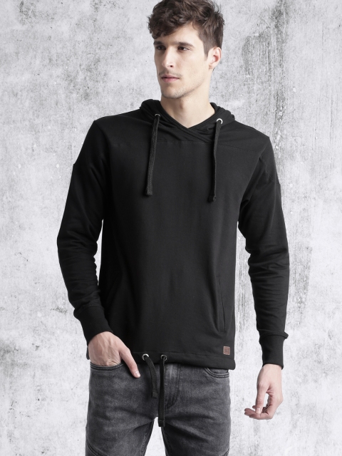 

Roadster Men Black Solid Hooded Sweatshirt