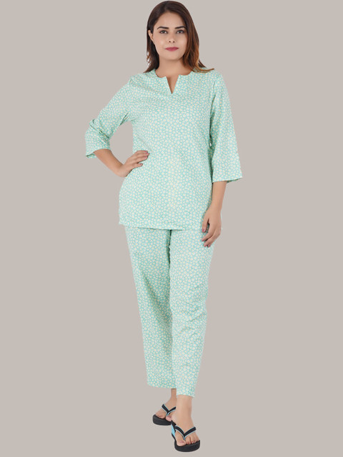 

Style Shoes Women Green & White Floral Printed Night suit