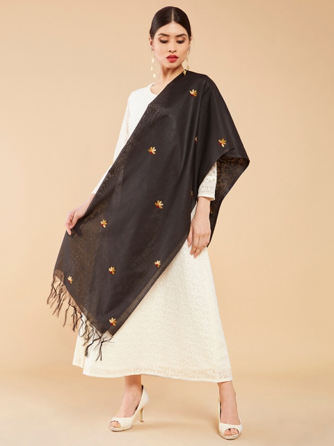 

Soch Black & Gold-Toned Embroidered Pure Cotton Dupatta with Thread Work