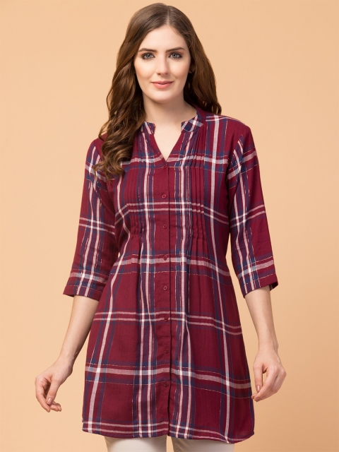 

Hive91 Maroon & Blue Mandarin Collar Checked Tunic