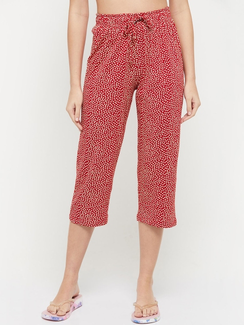 

max Women Red-Printed Three-Quarter Cotton Lounge Pants