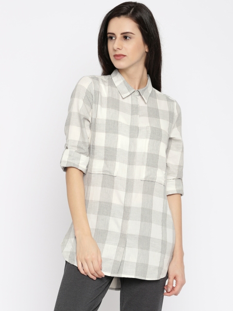 

Vero Moda White & Grey Checked Casual Shirt