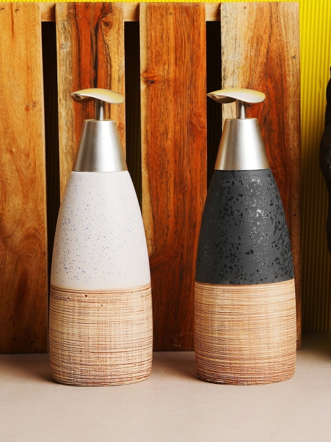 

ROMEE Set Of 2 Black & White Textured Soap Dispenser