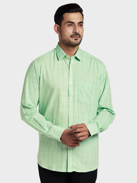 

ColorPlus Men Green Tailored Fit Checked Casual Shirt