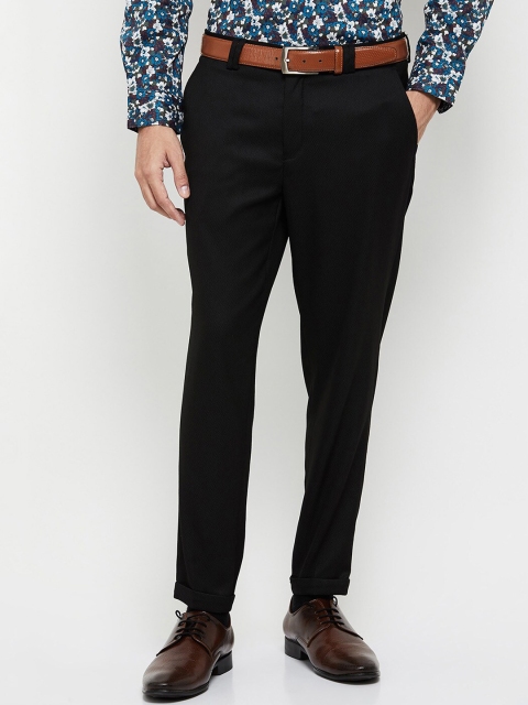 

Max Men Black Solid Carrot Fit Trousers