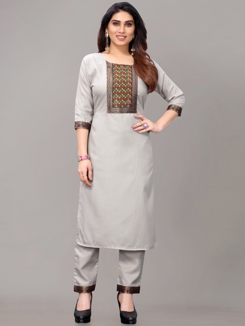 

AYKA CLOTHINGS Women Grey Embroidered Layered Patchwork Kurta with Trousers
