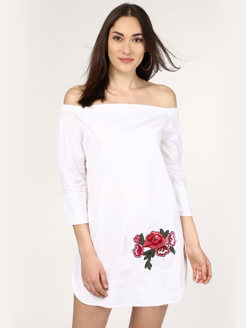 

SASSAFRAS Women White Solid Off-Shoulder Sheath Dress