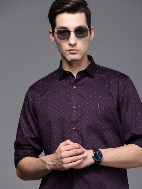 

Louis Philippe Sport Men Violet Slim Fit Printed Pure Cotton Casual Shirt