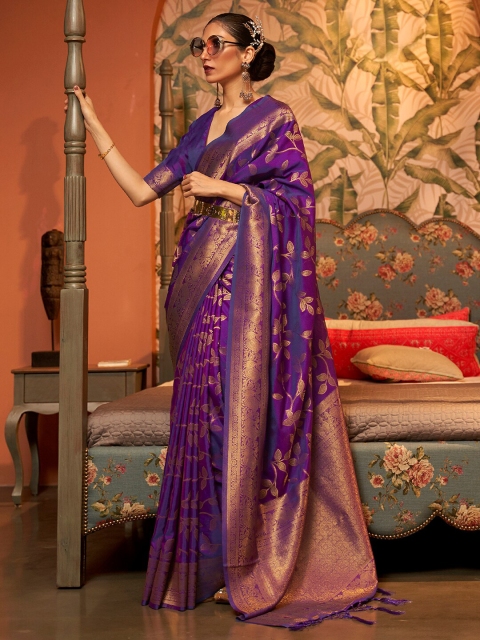 

Mitera Purple & Gold-Toned Ethnic Motifs Zari Silk Blend Kanjeevaram Saree