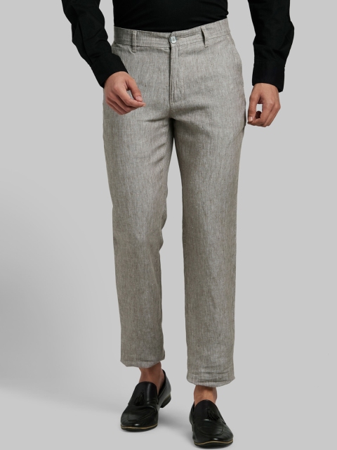 

Parx Men Grey Textured Tapered Fit Trousers