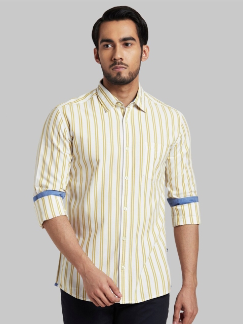 

Parx Men Beige Slim Fit Striped Casual Shirt