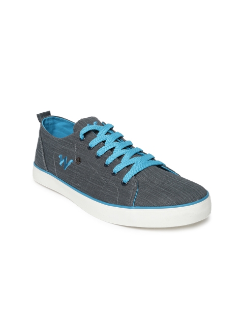 

Wildcraft Men Grey Qolo Sneakers